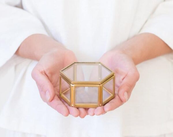 Hexagonal Mini Ring Box 3.5x3x2" - Image 2