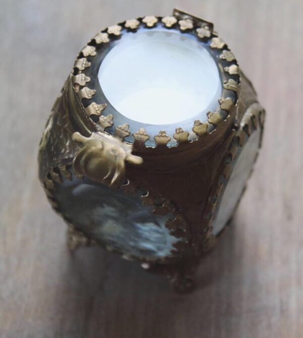 Glass Brass Ring Box 2.5x2.5" - Image 4